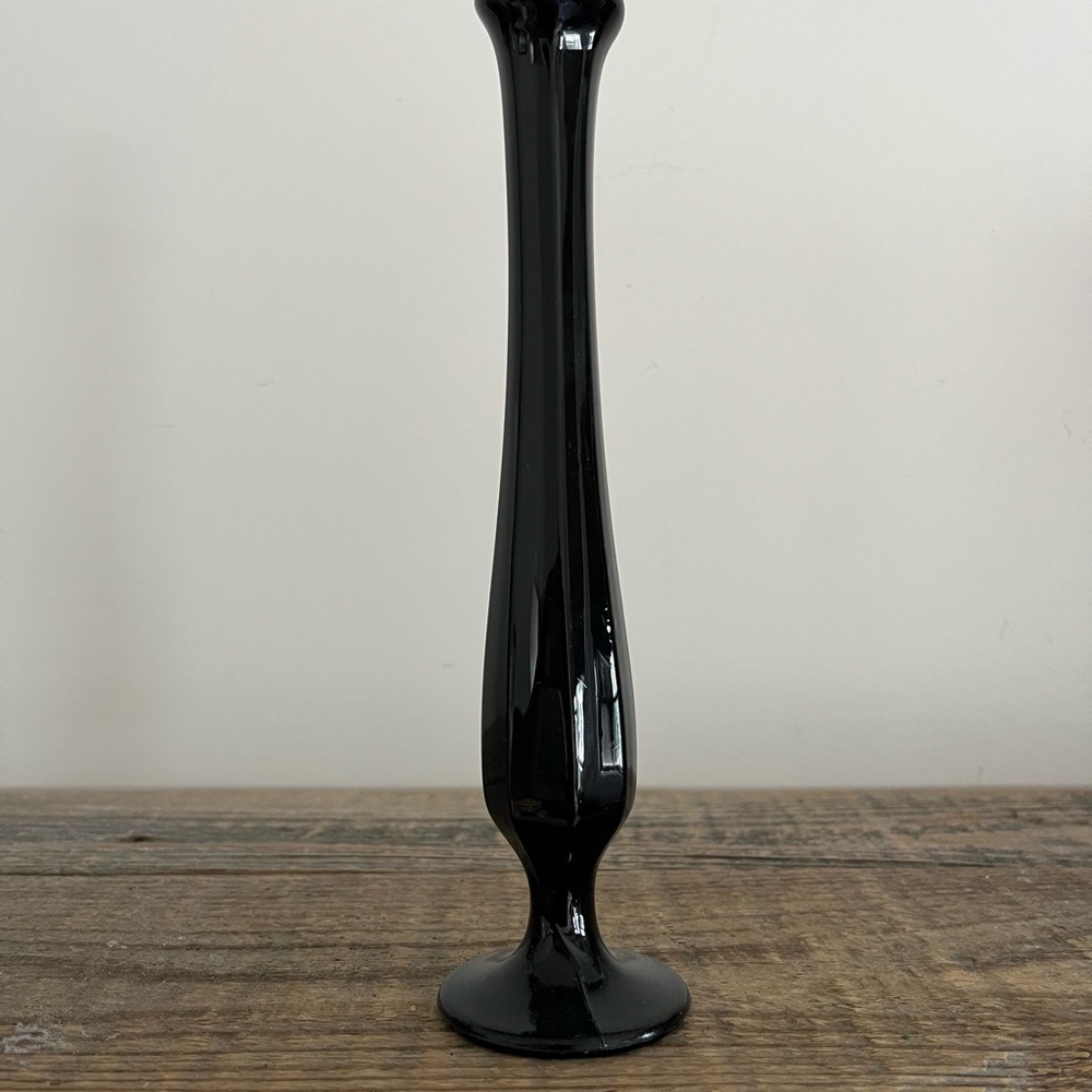 Elegant Black Pulled Stretch Vase
